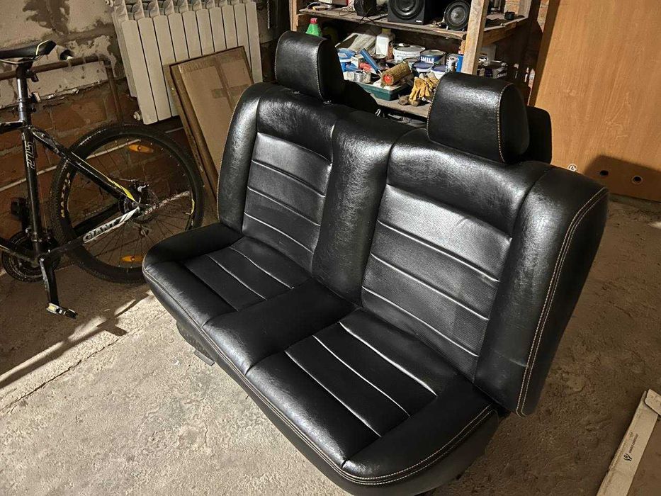 Заднє сидіння диван BMW e30 e36