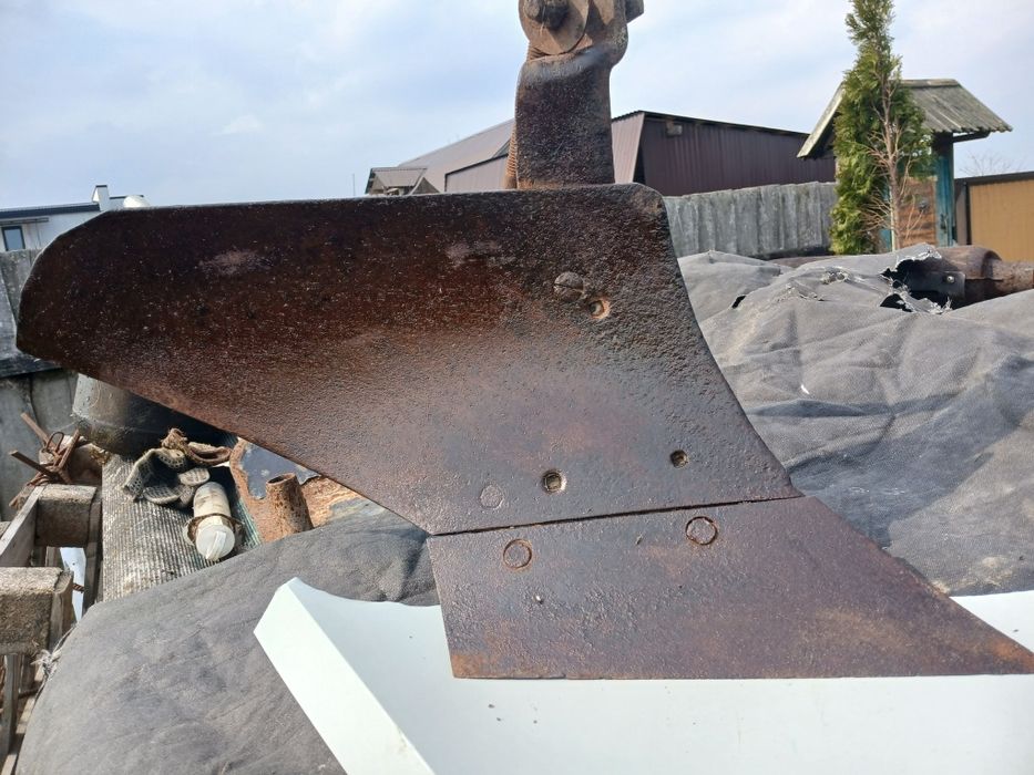 Продам плуг корпус