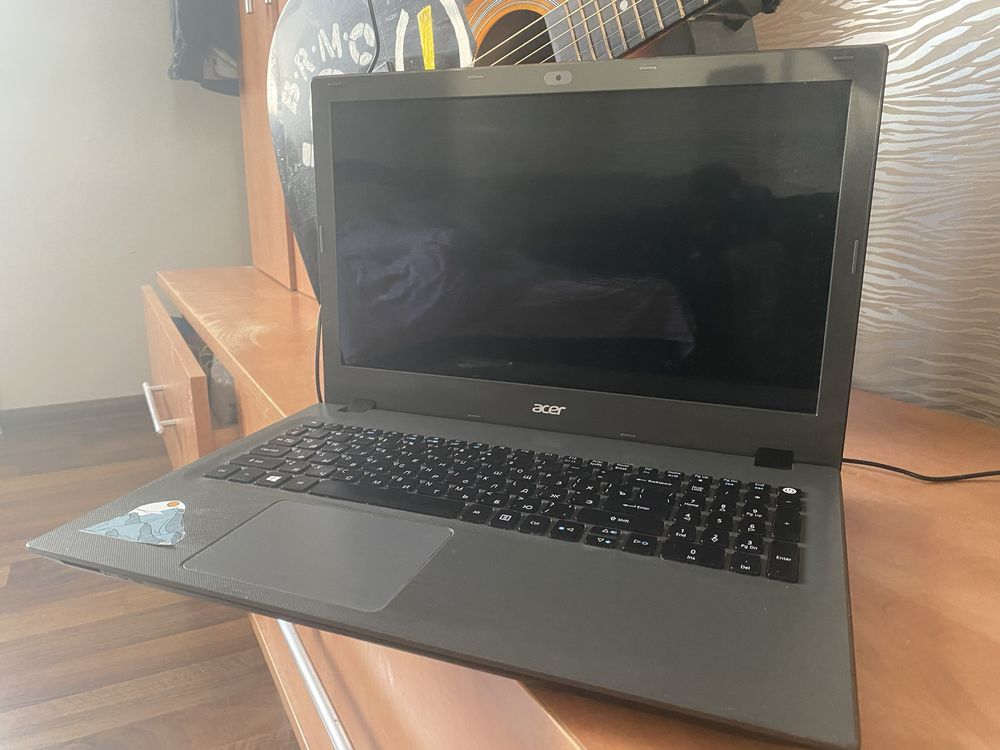 Ноутбук для навчання/роботи — Acer Aspire E5-522