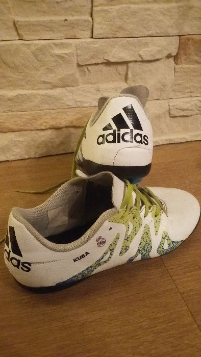 Białe korki Adidas