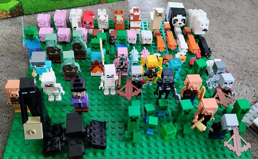 LEGO Minecraft zestawy ponad 100 figurek