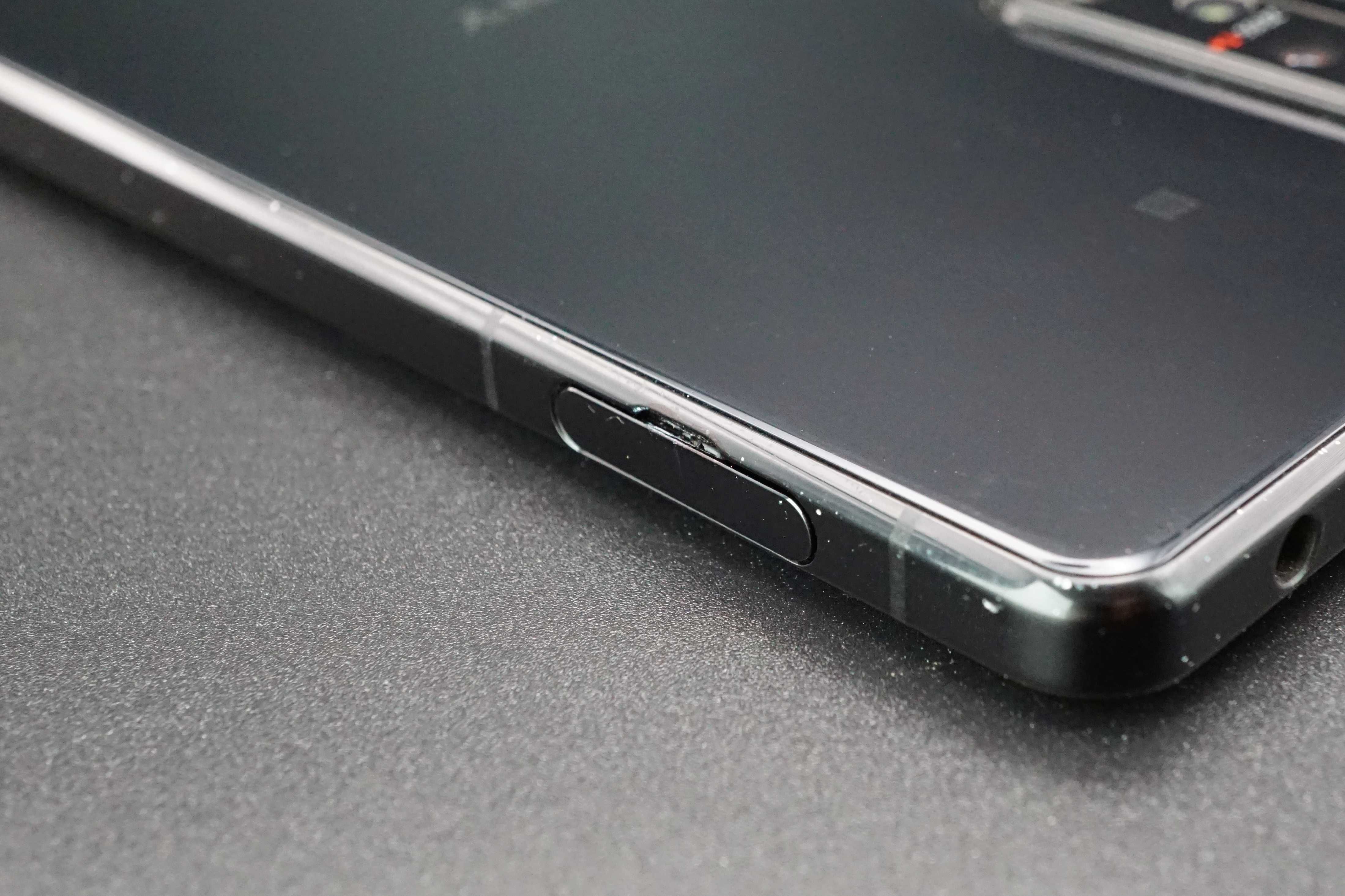 Sony Xperia 1 II (mark 2) 8/256 1 sim