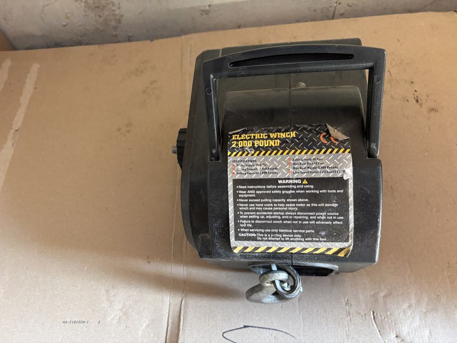 Лебідка для квадроцикла,човна переносна 12 V