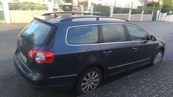 VW Passat 2006 (paga 46€ de selo)