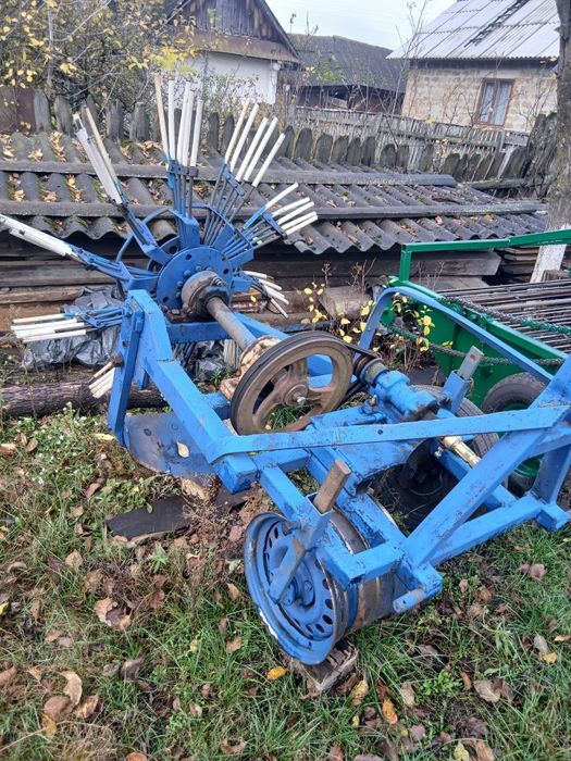 Продам картоплекопачку