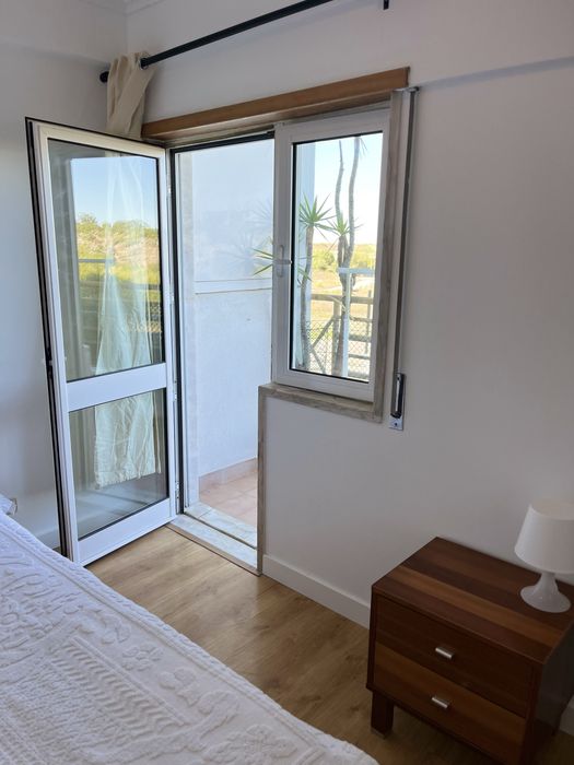Quarto pra Arrendar- Disponivel