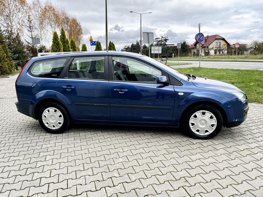 Ford Focus 1.6 Benzyna 101 KM 2006 rok Kombi import Niemcy