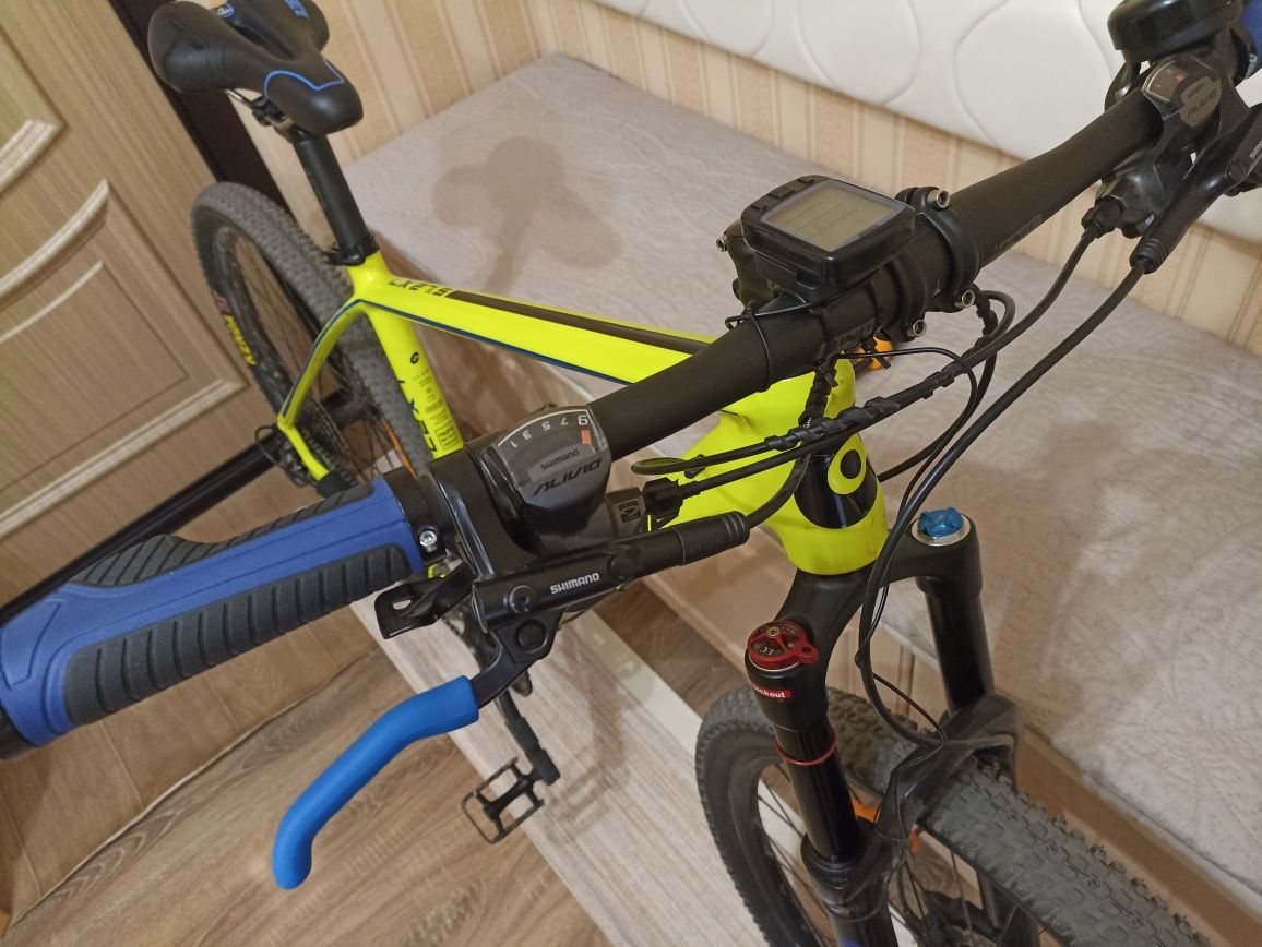 Горный велосипед Cyclone lx 27.5+аксессуары