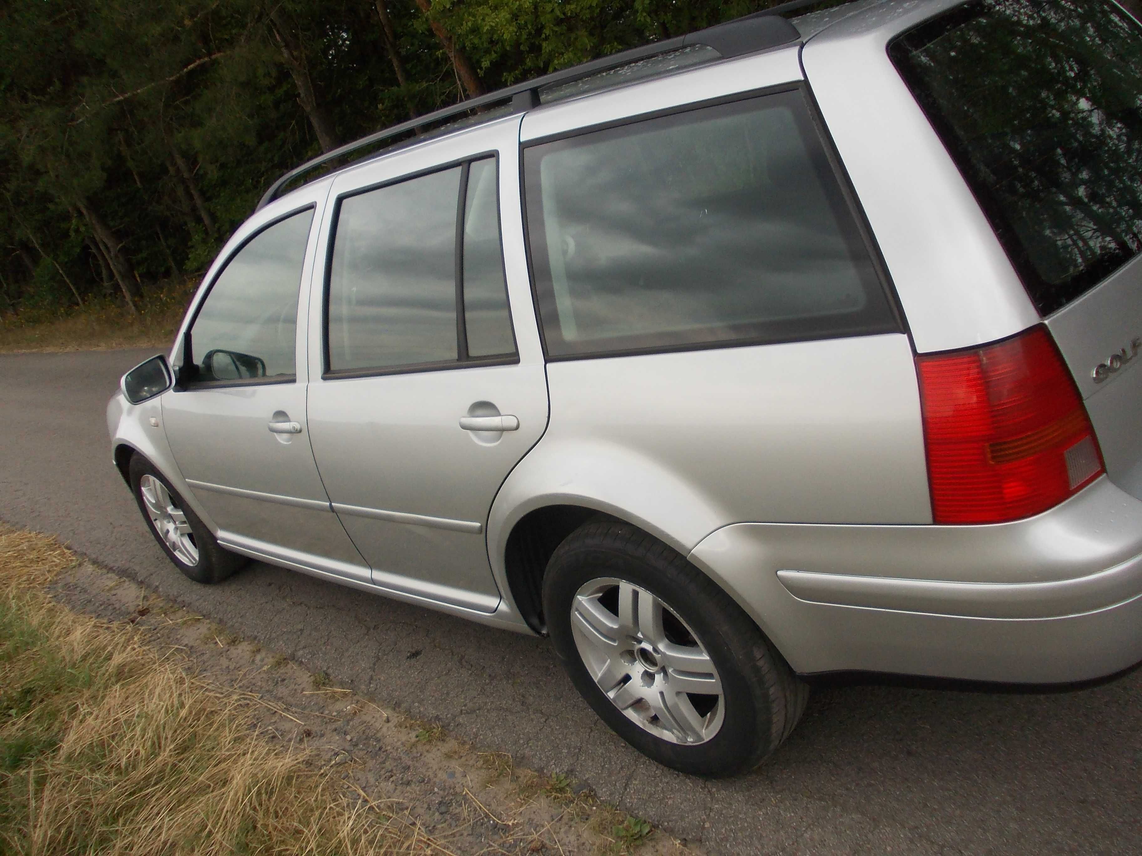VW Golf  1.9 TDI