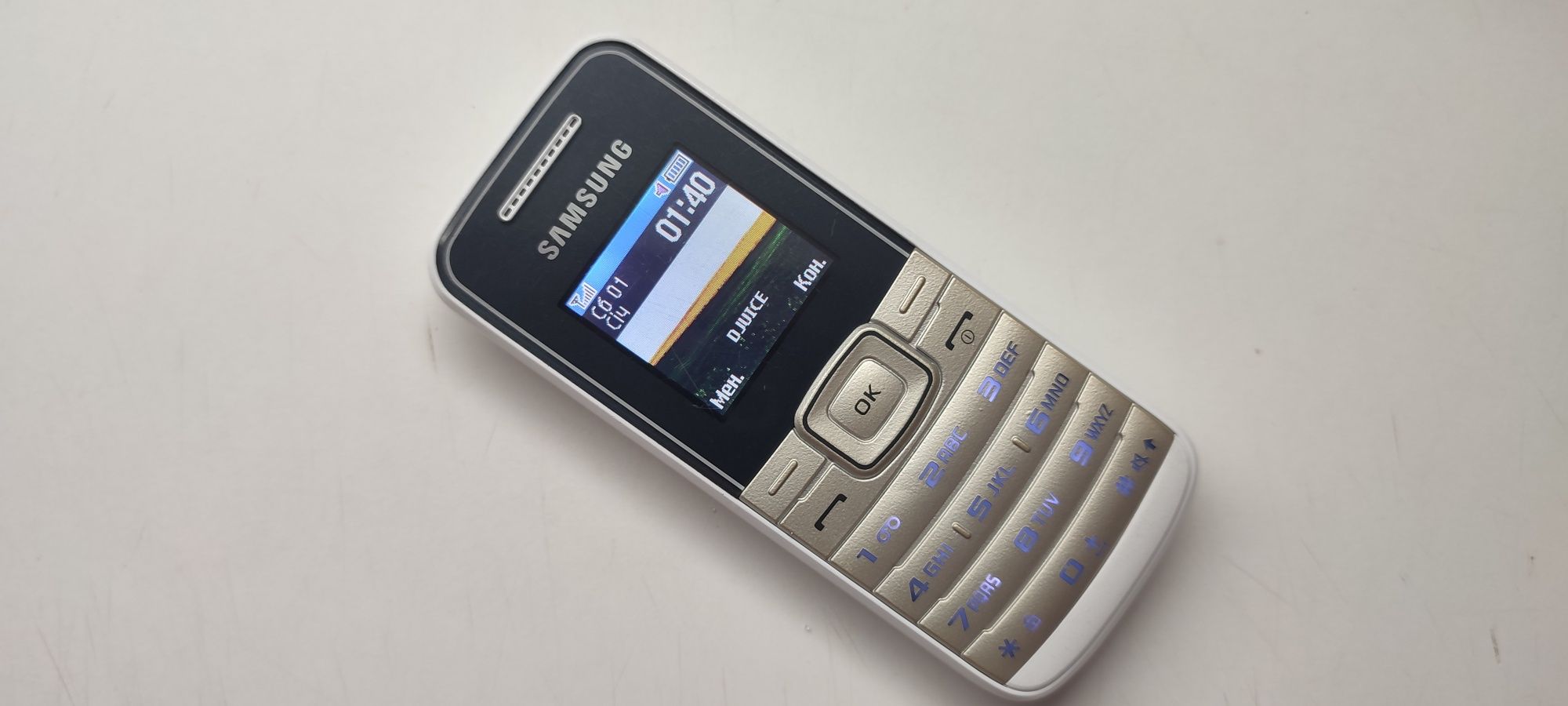 Продам Samsung e1050
