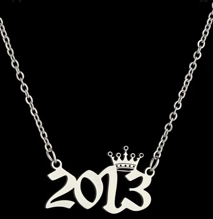 Naszyjnik rocznik 2013