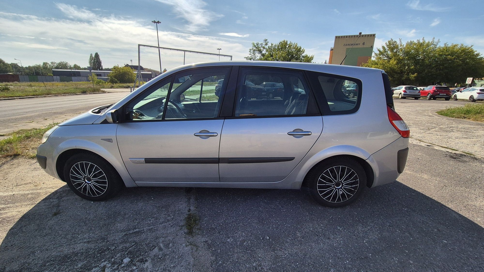 Renault Grand Scenic II 2.0 16v
