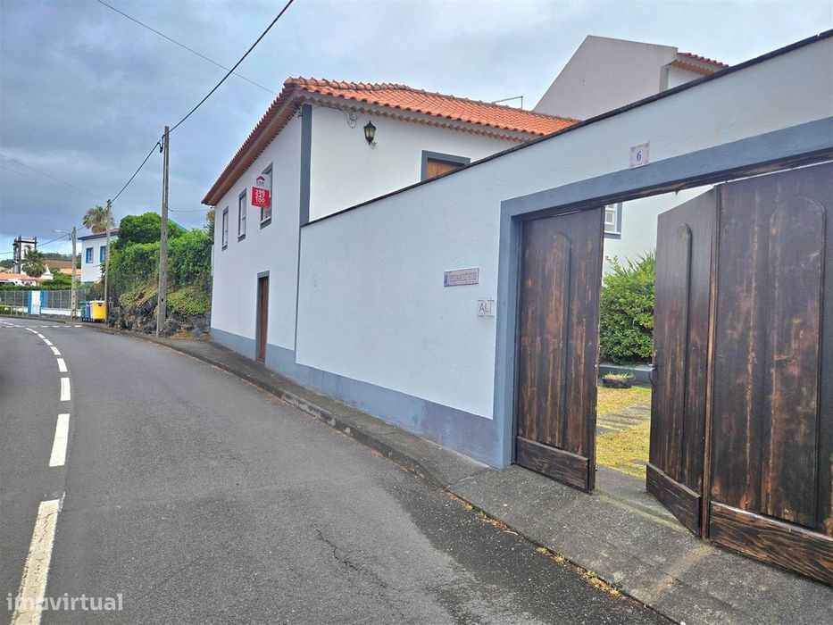 Moradia 4 quartos - São Jorge