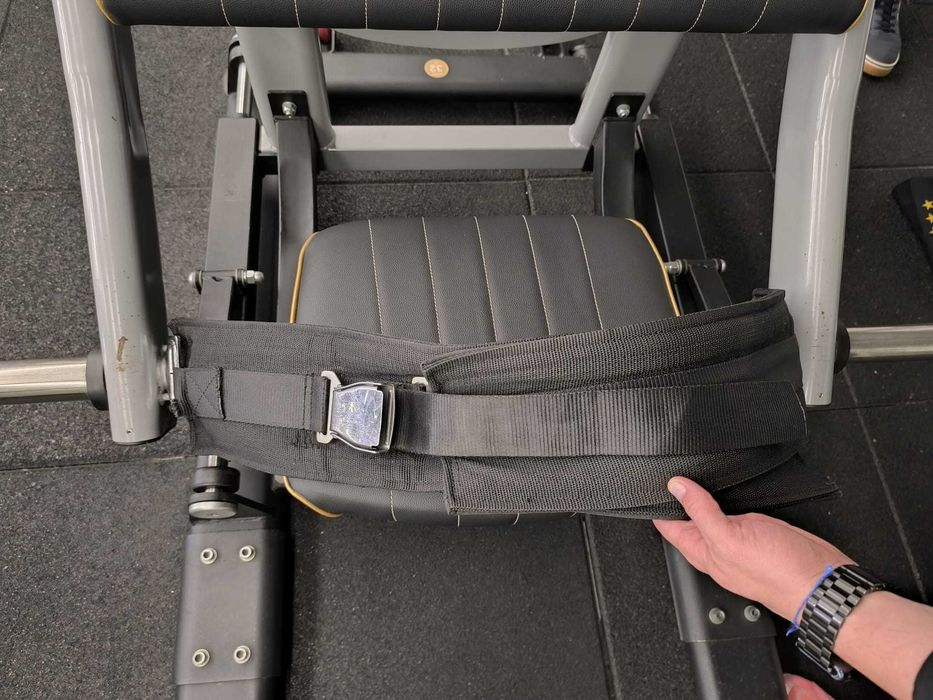 Máquina Hip Thrust FFITTECH