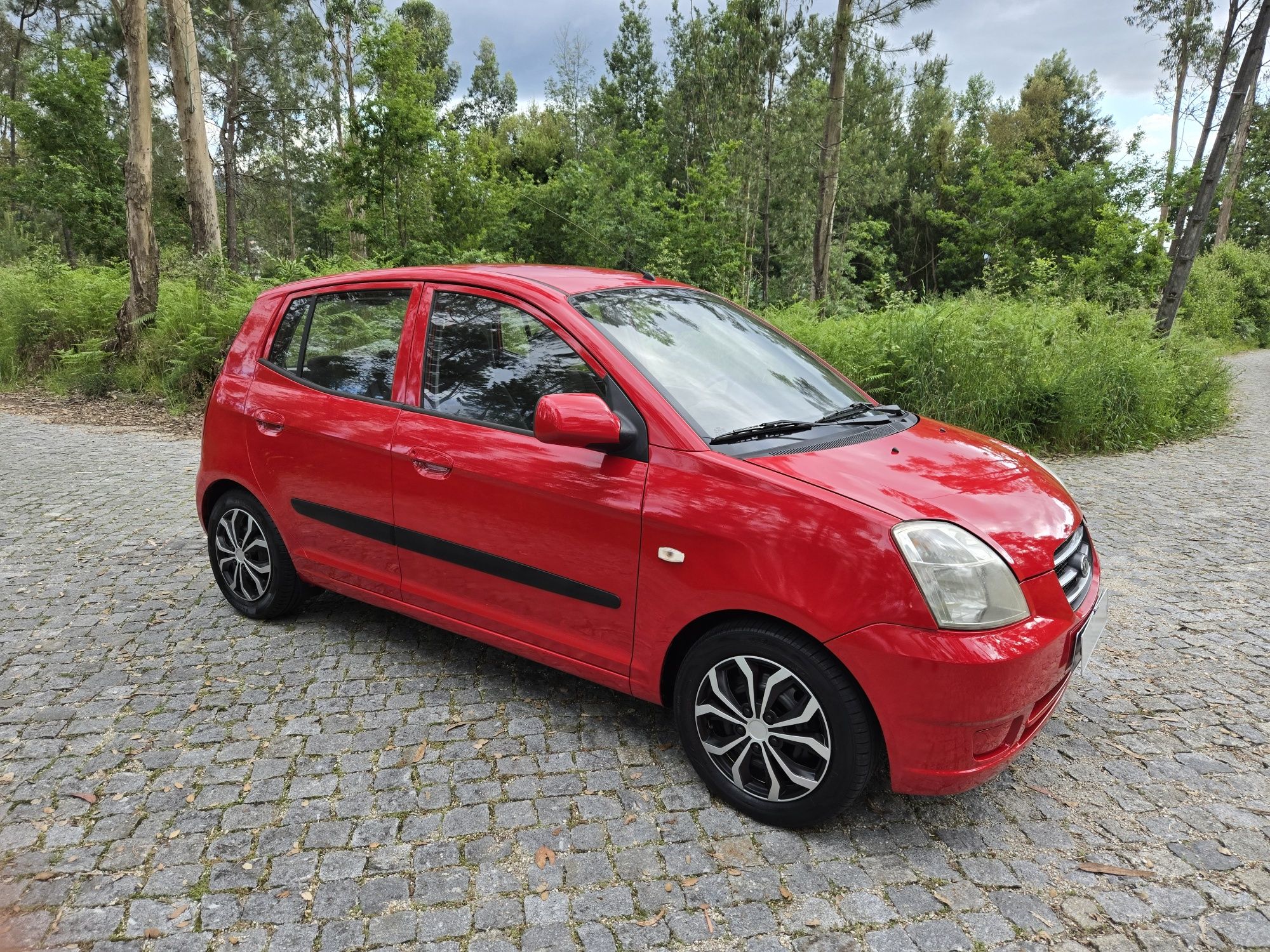 Carro a Diesel muito econômico, pouco rodado e completamente revisado