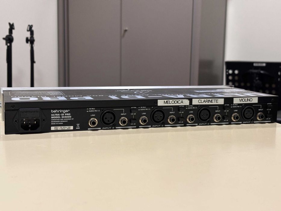 Behringer Ultra-DI Pro 4000 (Active DI) - 2 un - Venda em separado
