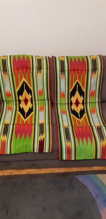 Narzuta,  kilim, kapa na łóżko w stylu vintage