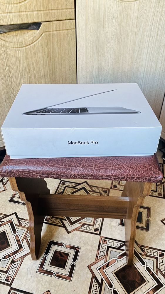 Macbook pro a1708 2016 год