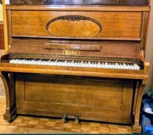 Przedwojenne pianino Franz Liehr