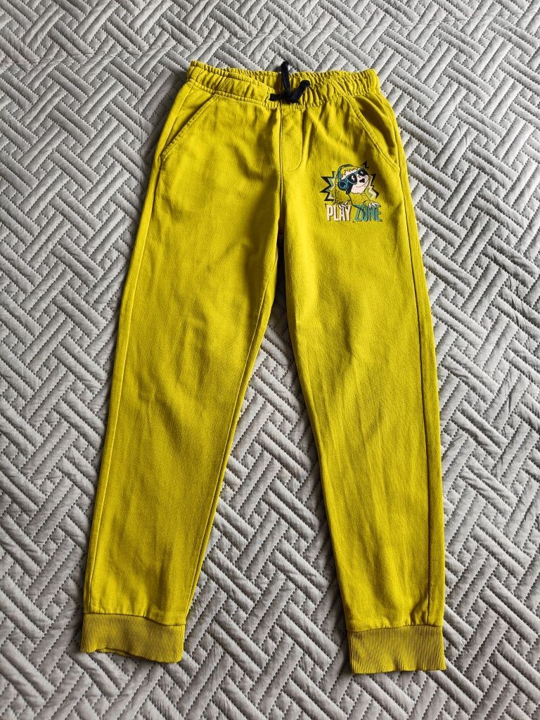 Spodnie limonkowe 122