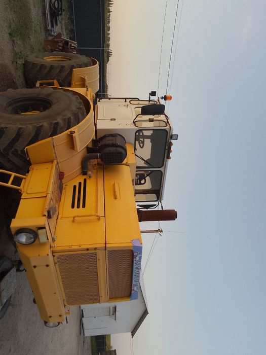 Продам трактор к700
