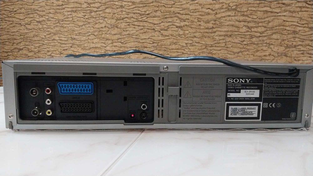 Sony Slv D910E Video DVD COMBO