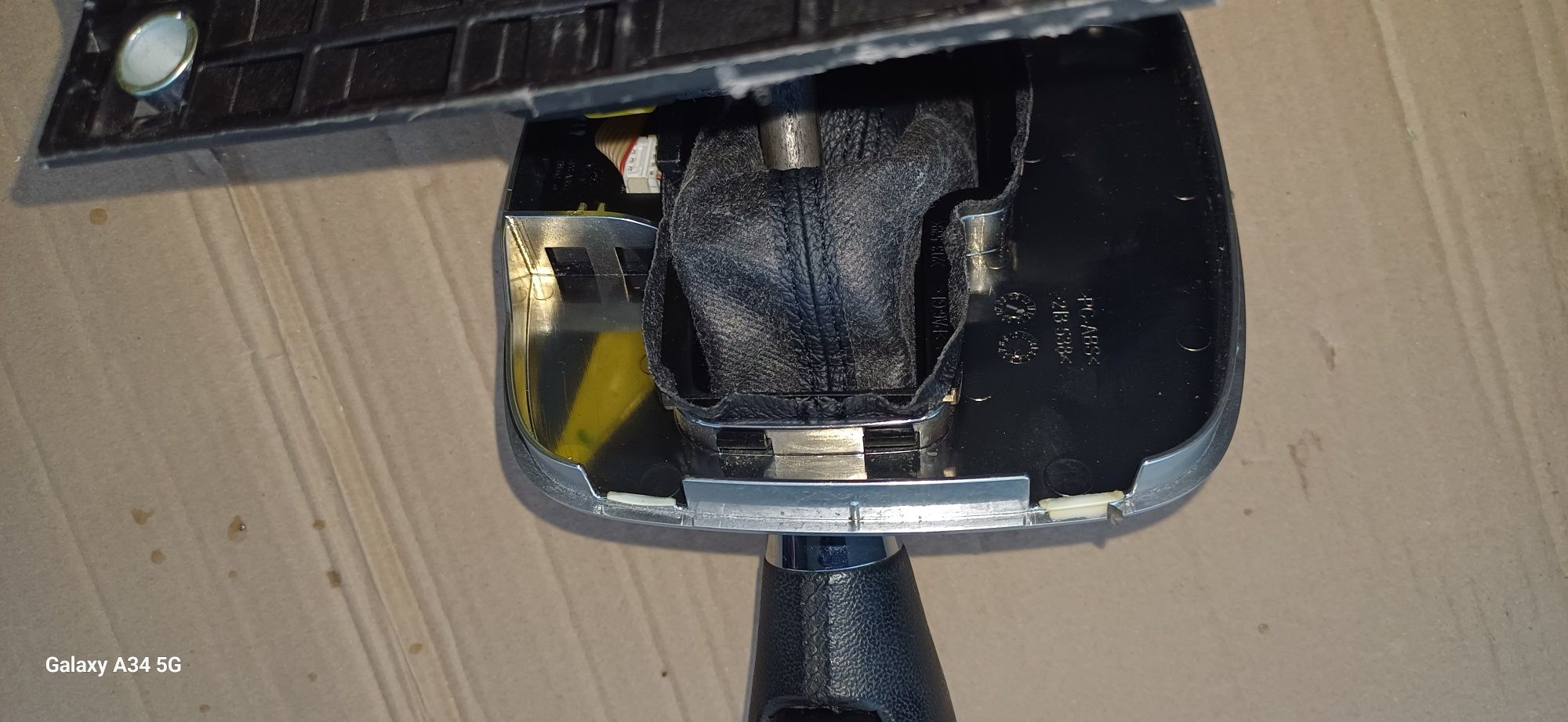Lewarek zmiany biegów wybierak gałka automat ford c-max mk2 13r