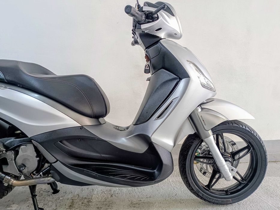 Piaggio Beverly 350 300 Sport Touring ABS ASR na kat. A2 2018r
