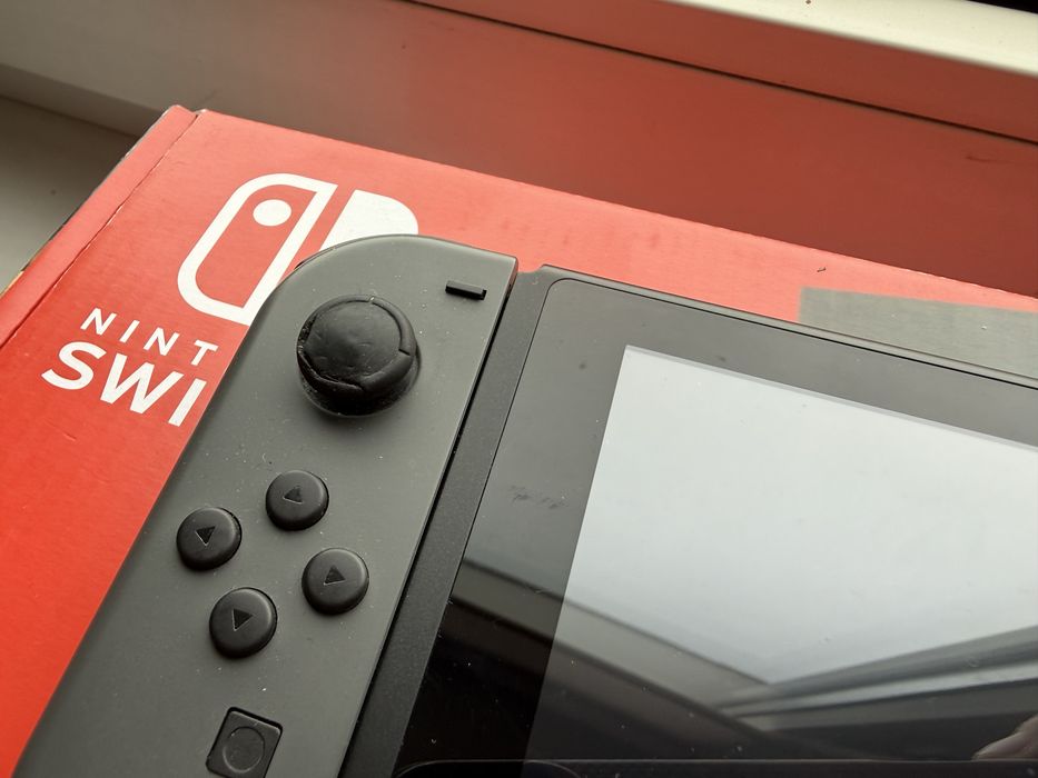 Nintendo switch v2 2019