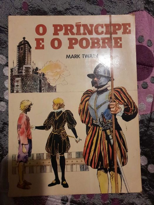 Varios livros para crianças