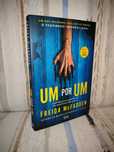 Um por um | Freida McFadden (Portes grátis)
