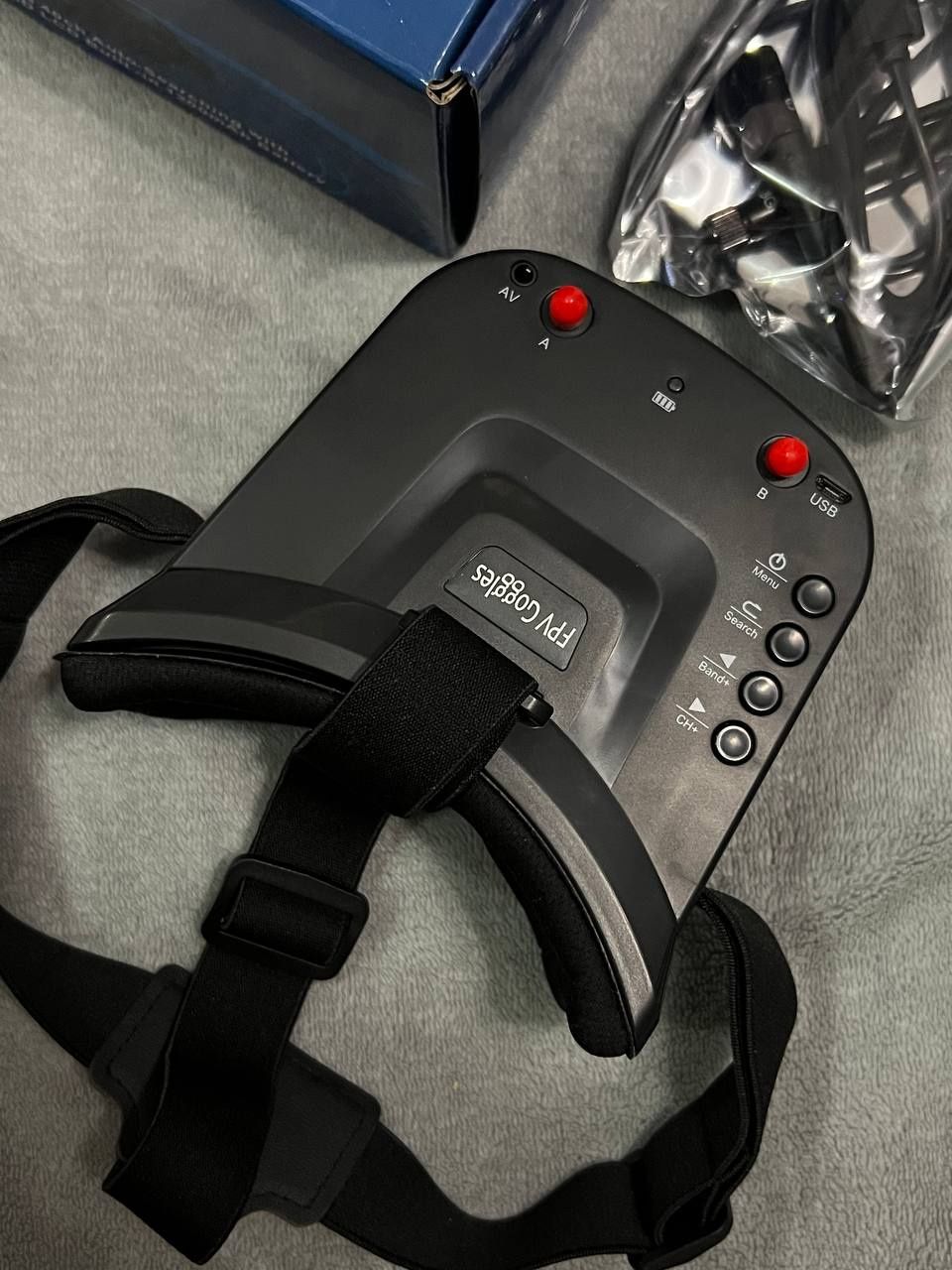 FPV окуляри шолом бюджетний для квадрокоптера та авіамоделей Goggles V
