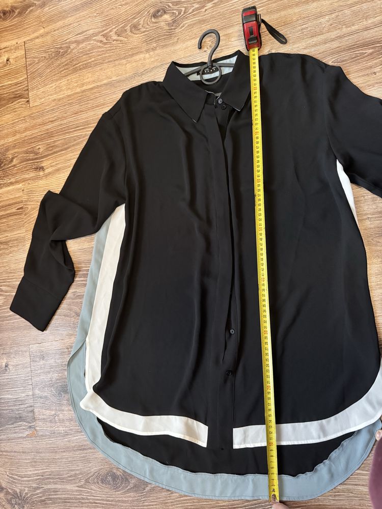 Чорна блузка бренду Sislay L/XL