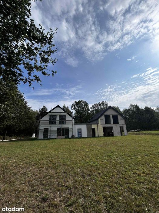 Dom z widokiem na las – 5 pokoi, garaż na 2 auta, 900 m² działki