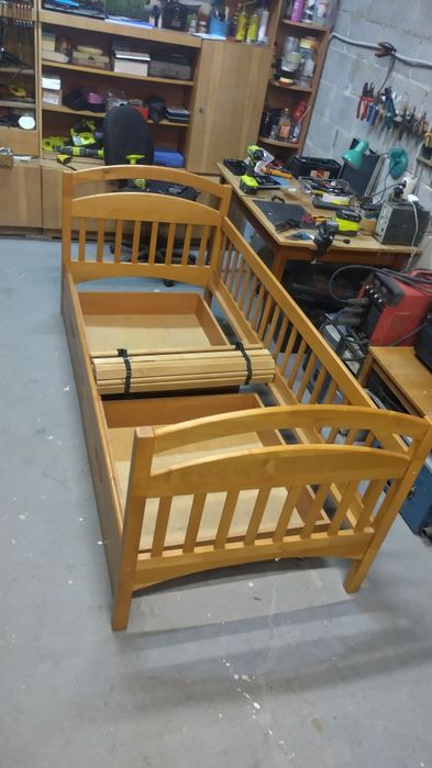 Ліжко Аріна Вільха