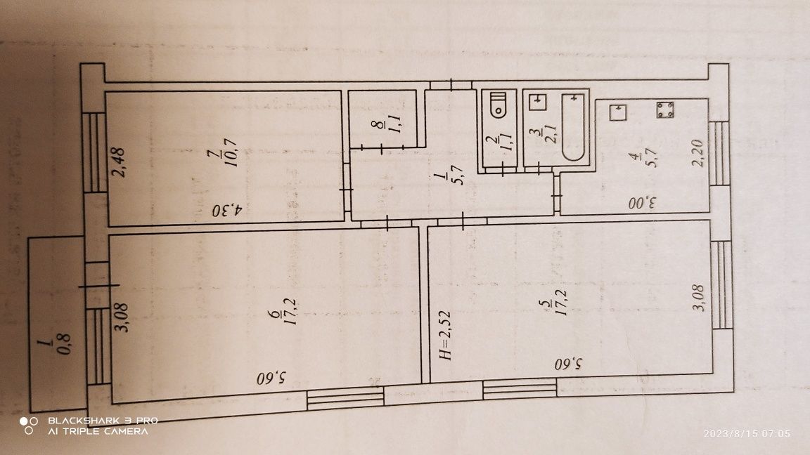 Продам 3-х комнатную квартиру на Макулане (Военный городок - 35)Центра