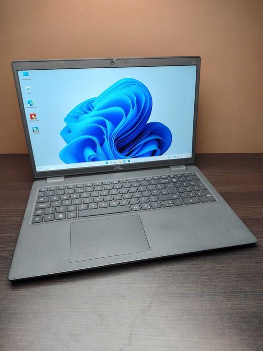 LAPTOP | Dell Latitude | 15,6" FHD | i7-1165G7 | 32GB RAM | 512SSD