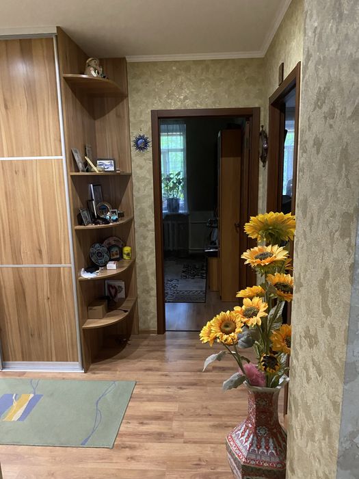 Продам 3 кв (сталінку)з ремонтом на Павловому полі.