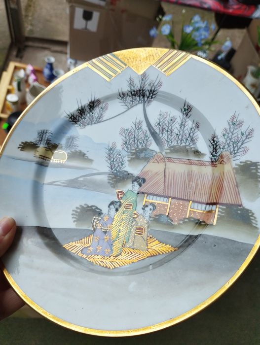 Тройка японского сервиза.