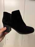 Easy Spirit Botki zamszowe Czarne roz. 37,7