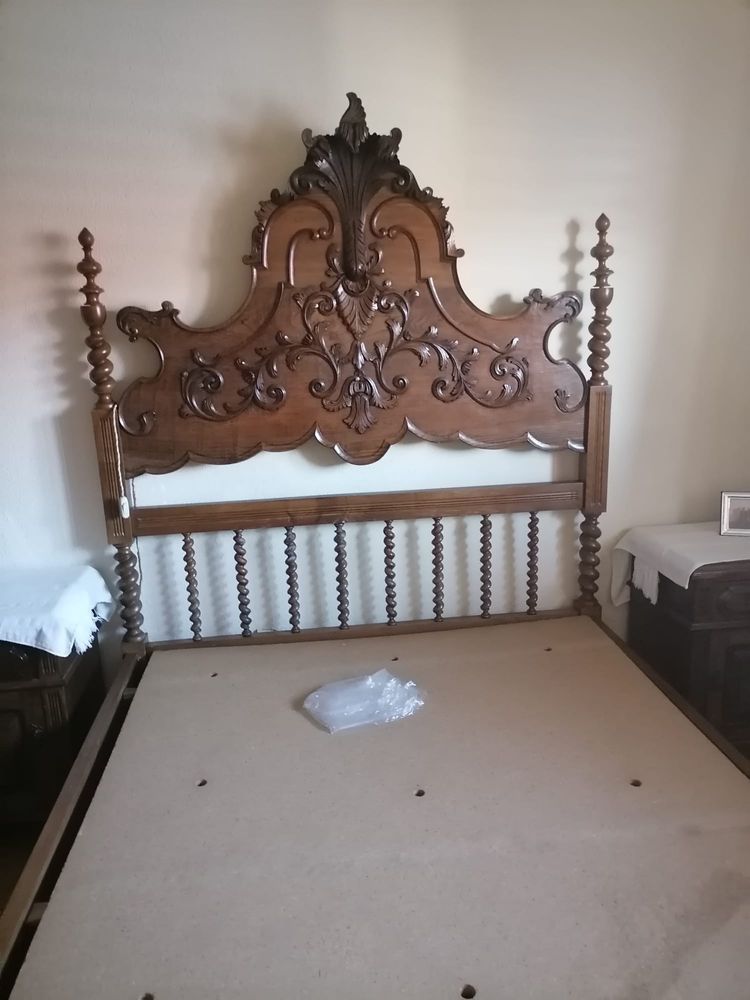 Vendo cama de casal