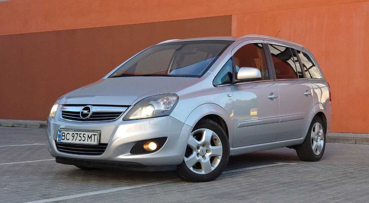 Opel Zafira B 2010