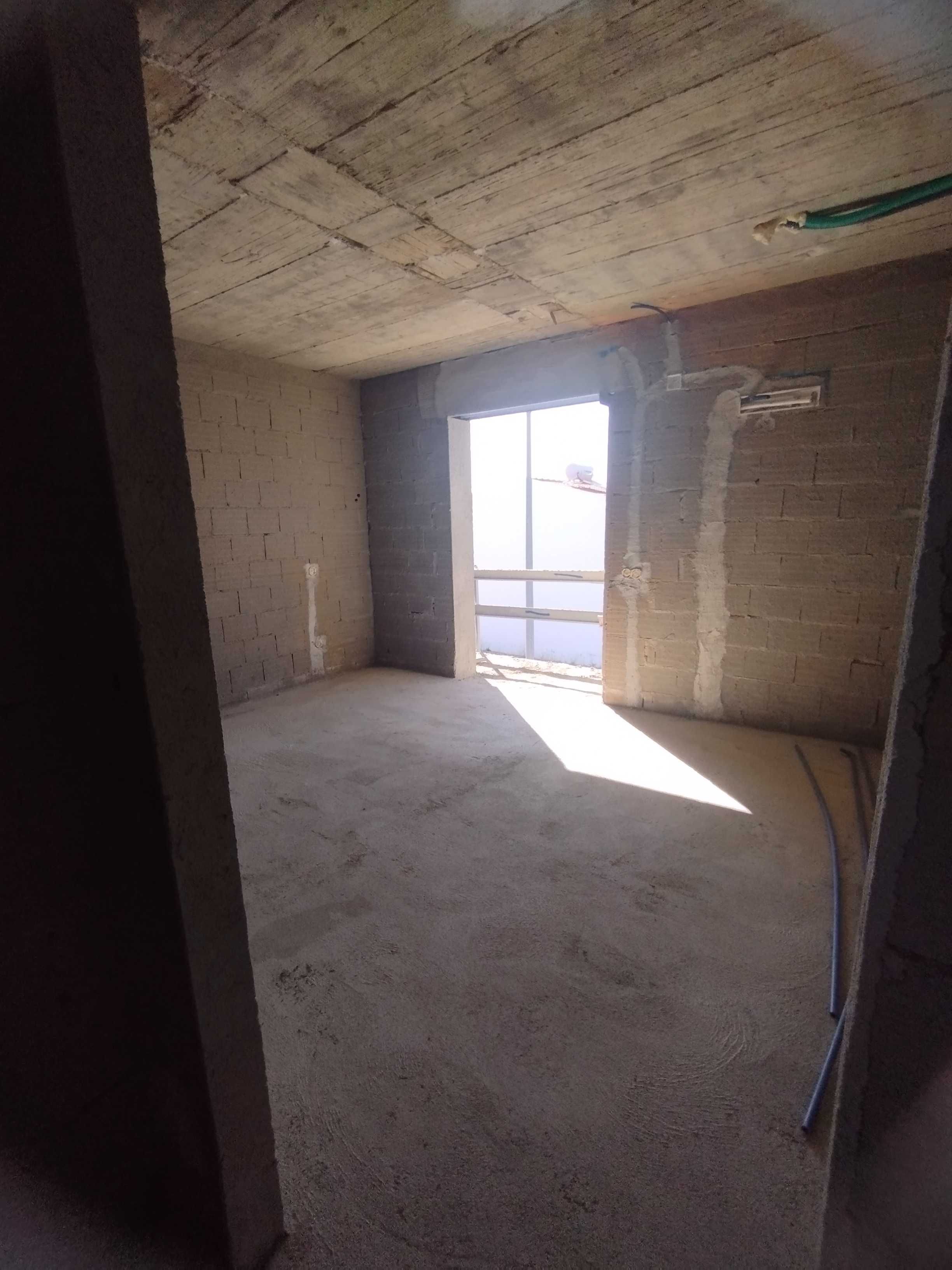 Moradia T3 em Construção