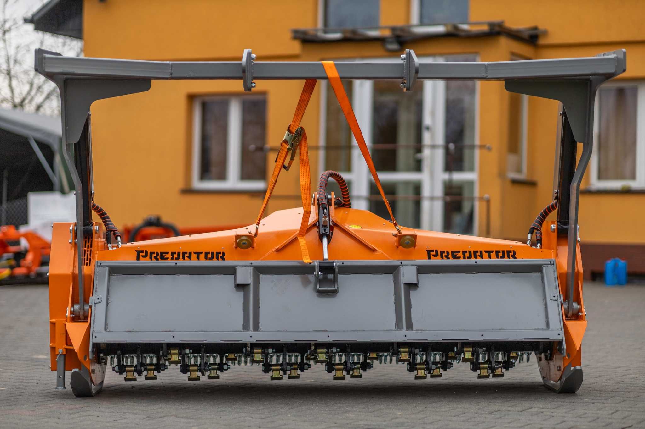 Mulczer leśny Orkan KL226 Predator czyszczenie działek z krzaków drzew