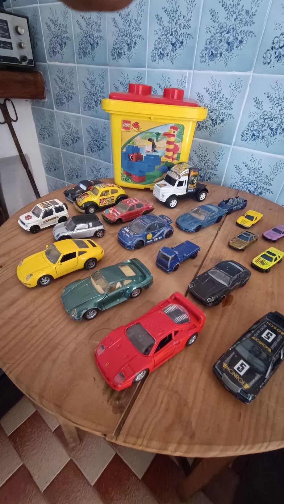 Carros vendidos em conjunto