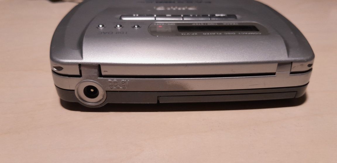 Discman Aiwa XP-V74