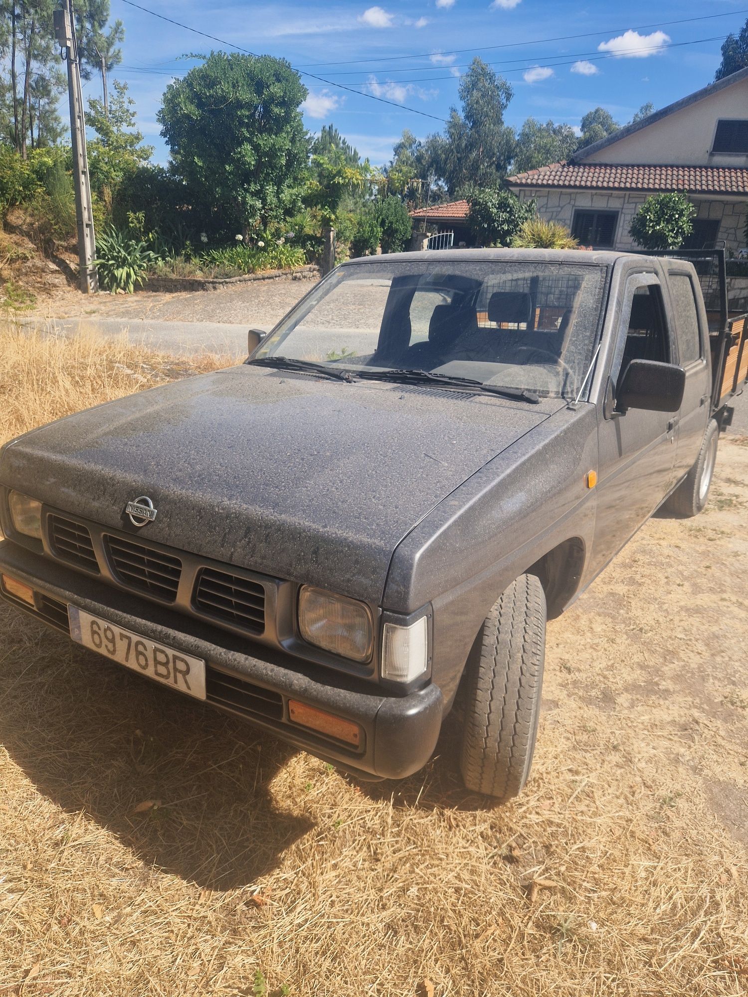 Carrinha nissan d21