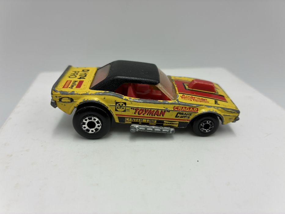 1976 Matchbox Superfast Dodge Challenger toyman