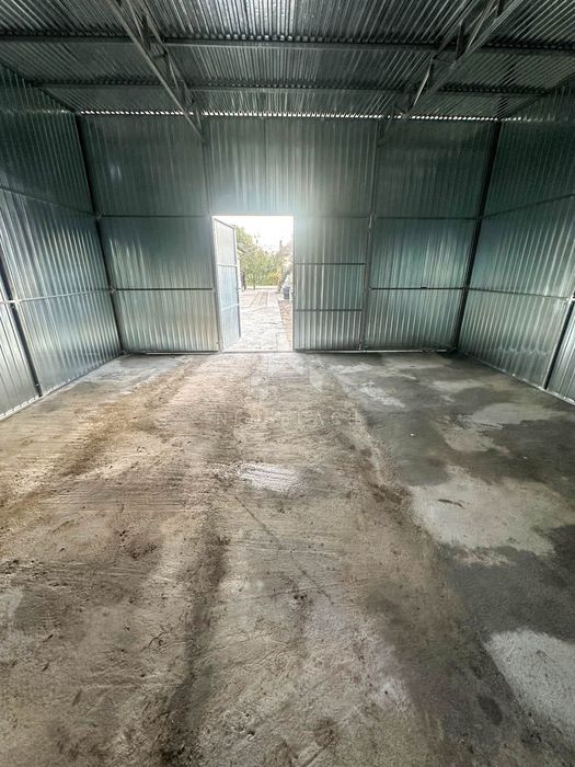 Garaż Blaszany Hala 7X8M Brama Dwuskrzydłowa Ocynk Dach Spad  Nb374
