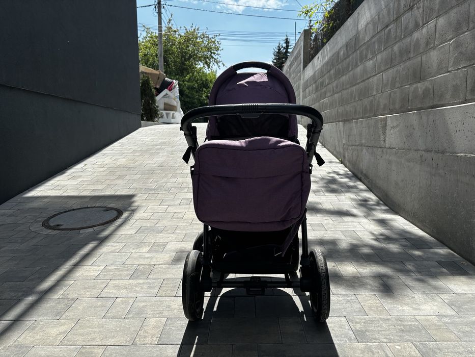 Lekki i zwrotny wózek Xlander